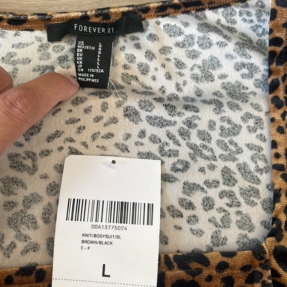 Forever 21 Leopard Bodysuit Sz L - Picture 6 of 7
